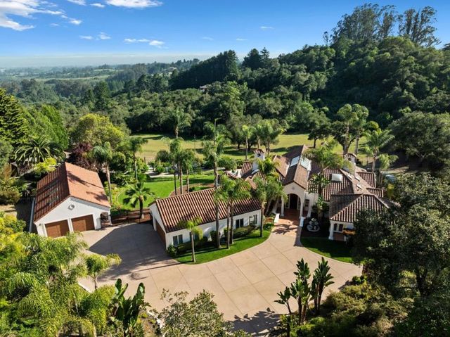 235 Vista Del Pajaro Road, Corralitos, CA 95076