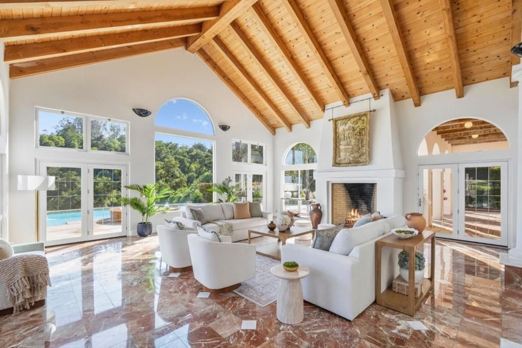 Image 16 of property listing at 235 Vista Del Pajaro Road, Corralitos, CA 95076