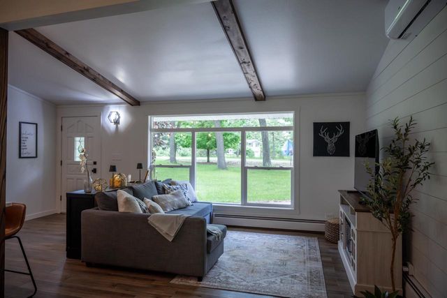 W5613 Cherokee Lane, New Lisbon, WI 53950