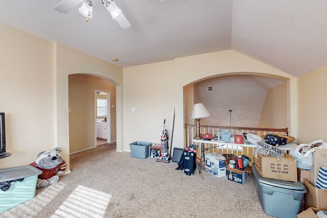 5045 Bedfordshire Drive, Fort Worth, TX 76135