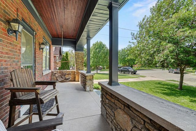3231 E Darwin Avenue, Cincinnati, OH 45211