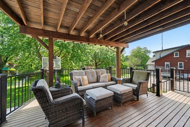 3231 E Darwin Avenue, Cincinnati, OH 45211