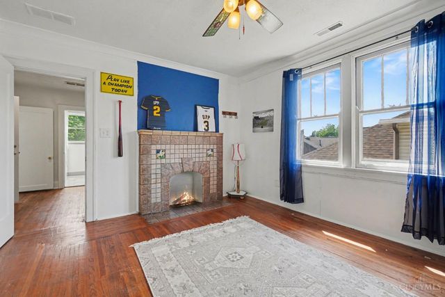3231 E Darwin Avenue, Cincinnati, OH 45211