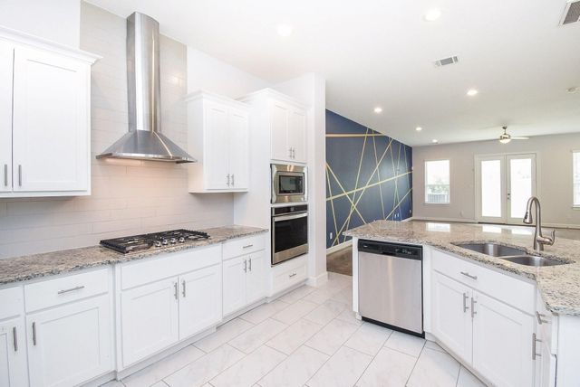 1122 Live Oak Street, Houston, TX 77003