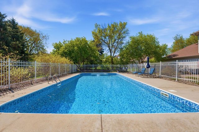 8511 Cedar Court, Victoria, MN 55386