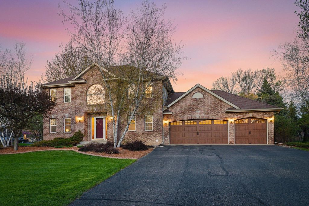 8511 Cedar Court, Victoria, MN 55386