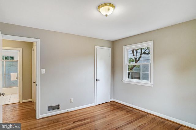 107 W CAMERON RD, Falls Church, VA 22046
