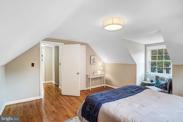 107 W CAMERON RD, Falls Church, VA 22046