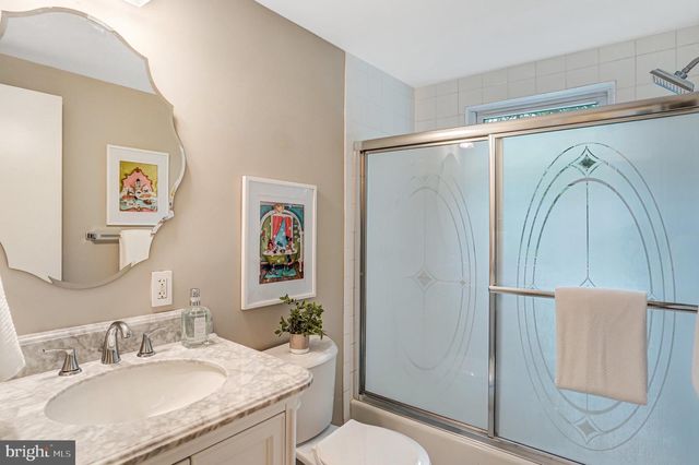 107 W CAMERON RD, Falls Church, VA 22046