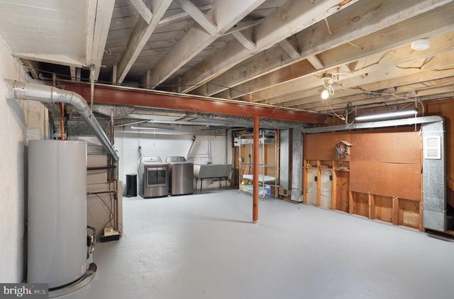 107 W CAMERON RD, Falls Church, VA 22046