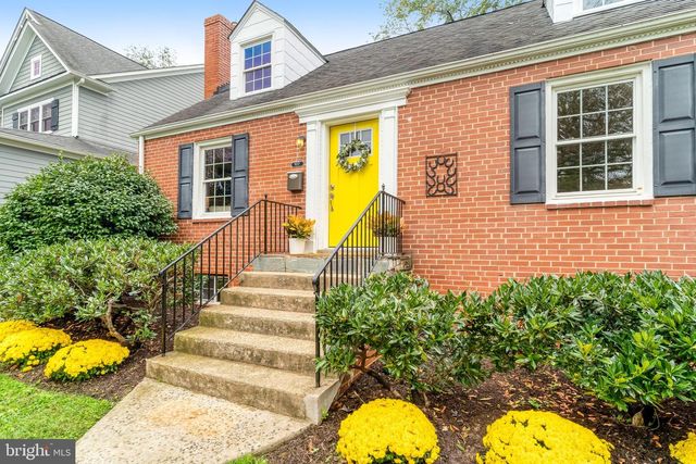 107 W CAMERON RD, Falls Church, VA 22046