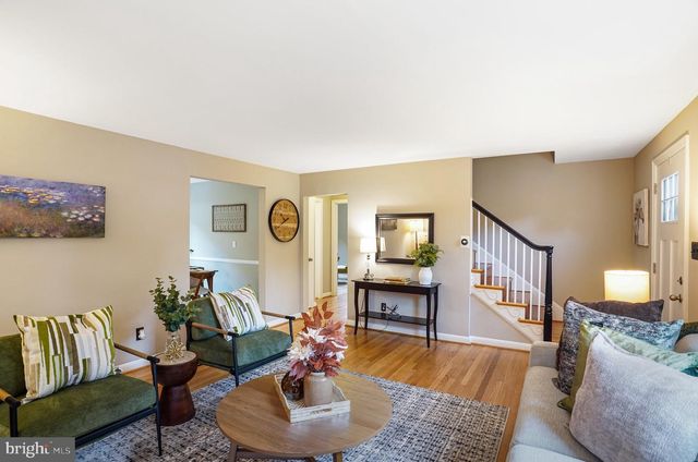 107 W CAMERON RD, Falls Church, VA 22046
