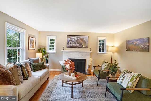 107 W CAMERON RD, Falls Church, VA 22046