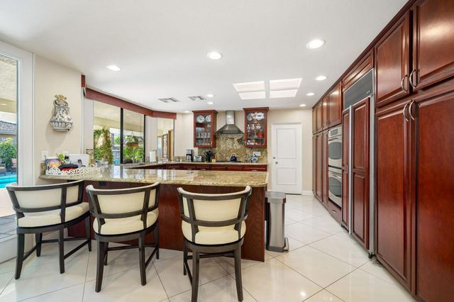 4 Dartmouth Drive, Rancho Mirage, CA 92270