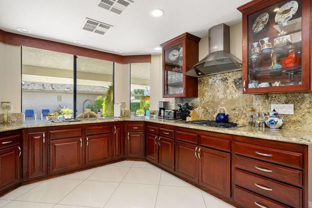 4 Dartmouth Drive, Rancho Mirage, CA 92270