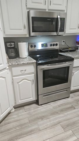 1834 Cool Springs Drive, Mesquite, TX 75181