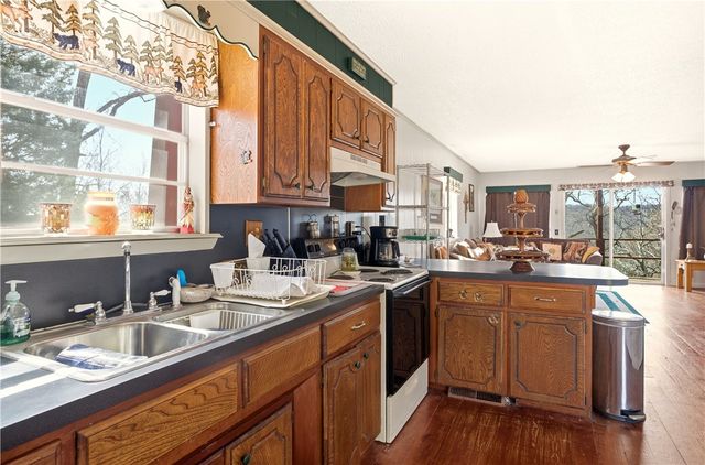 95398 S 4556 Road, Vian, OK 74962