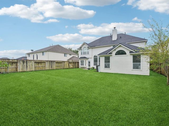 421 White Oak Pointe, League City, TX 77573