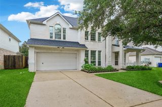 421 White Oak Pointe, League City, TX 77573