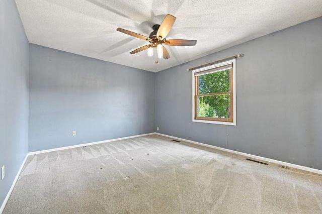 2375 Helena Road N, Oakdale, MN 55128