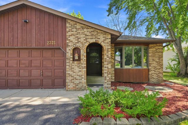 2375 Helena Road N, Oakdale, MN 55128