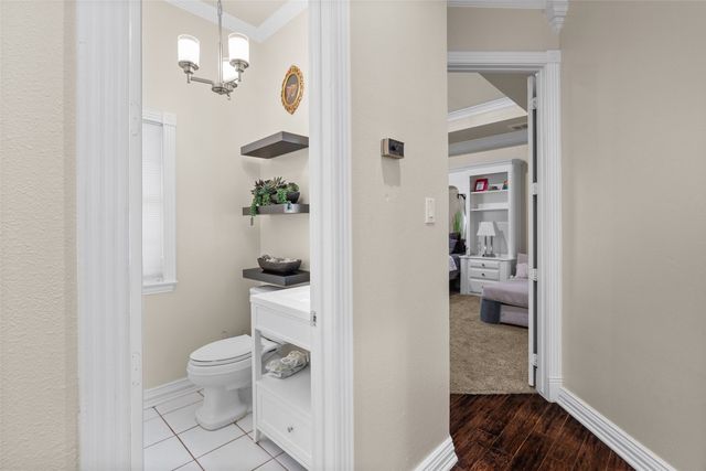 3015 Forestwood Drive, Arlington, TX 76006