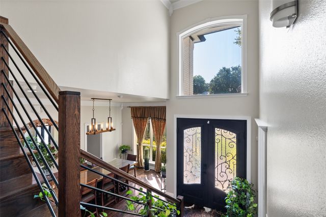 3015 Forestwood Drive, Arlington, TX 76006