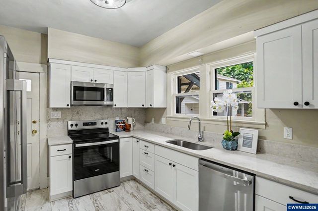 2160 Trade St SE, Salem, OR 97301