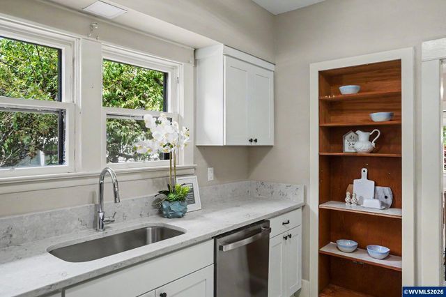 2160 Trade St SE, Salem, OR 97301