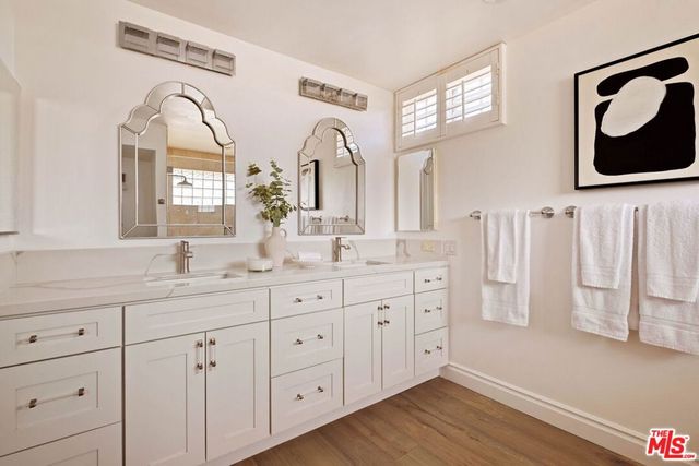 5511 Alcove Avenue, Valley Village, CA 91607