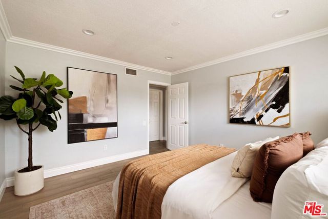 5511 Alcove Avenue, Valley Village, CA 91607