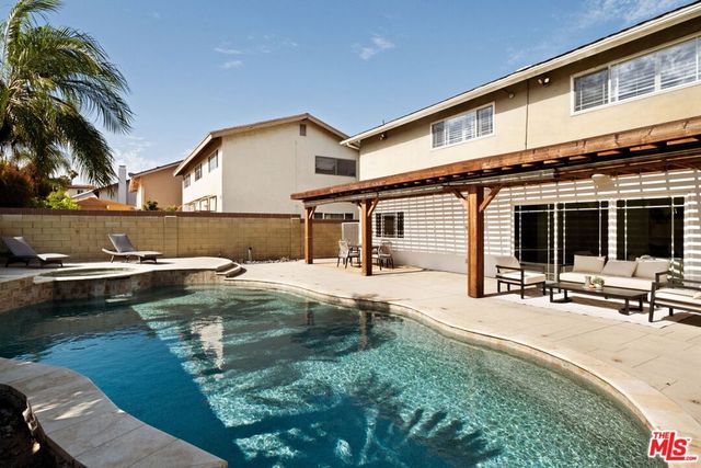 5511 Alcove Avenue, Valley Village, CA 91607