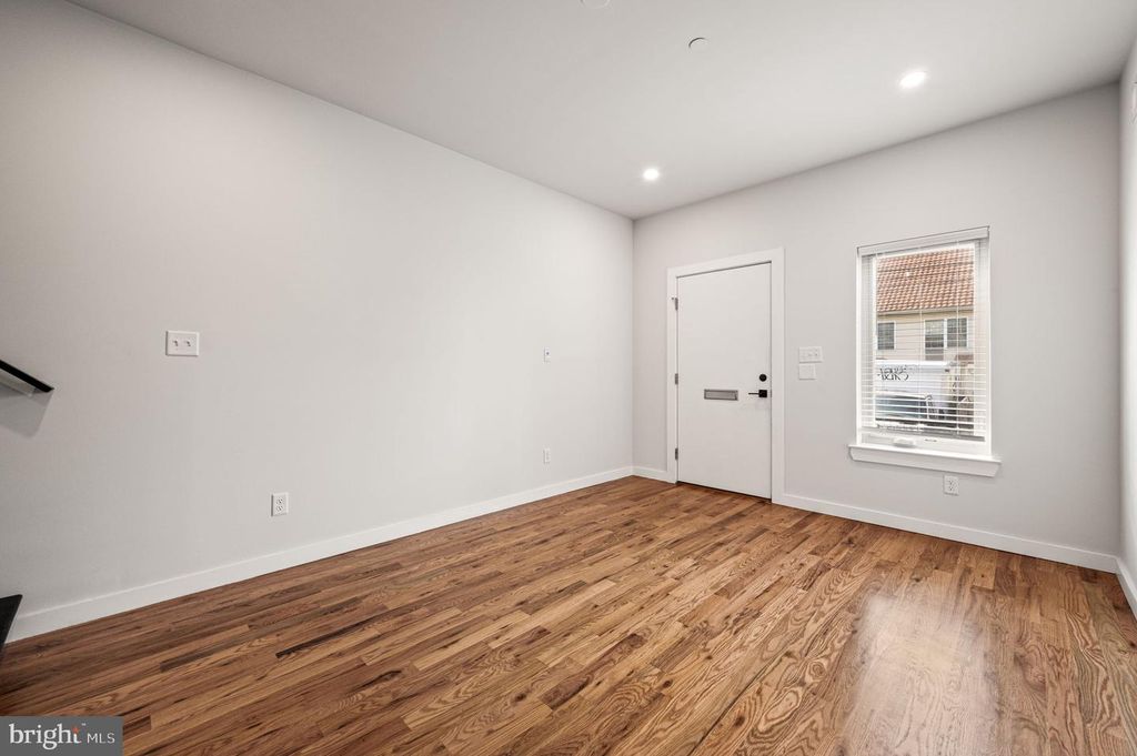 2361 N HOPE ST, Philadelphia, PA 19133 — photo 4