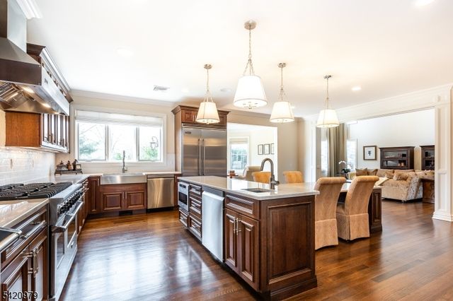 8 PHILHOWER COURT, Denville Twp., NJ 07834