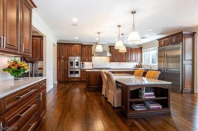 8 PHILHOWER COURT, Denville Twp., NJ 07834
