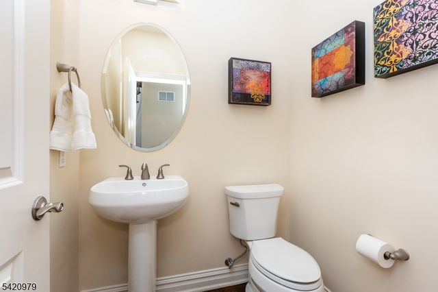 8 PHILHOWER COURT, Denville Twp., NJ 07834