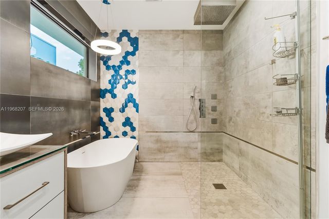 400 NW 24th St, Wilton Manors, FL 33311