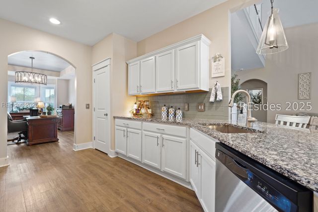 83 Grovewood Dr, Bluffton, SC 29910