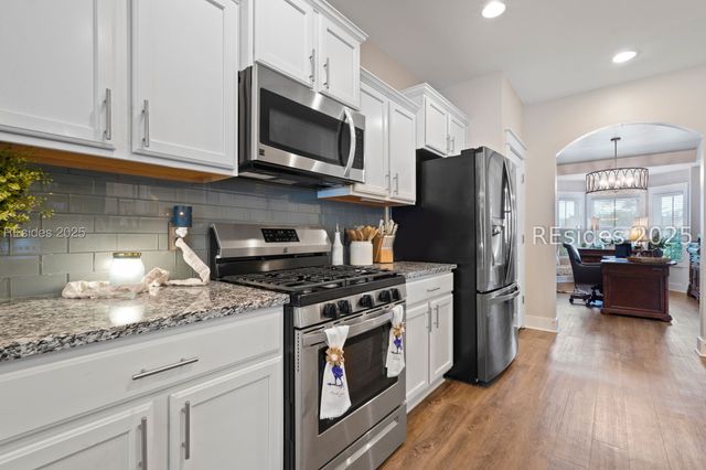 83 Grovewood Dr, Bluffton, SC 29910