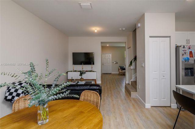 10079 SW 228 10079, Miami, FL 33190