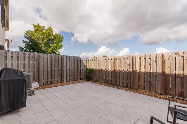 10079 SW 228 10079, Miami, FL 33190
