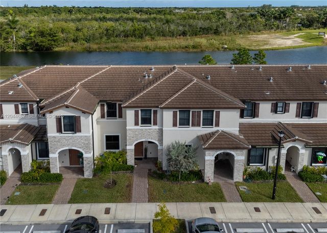 10079 SW 228 10079, Miami, FL 33190