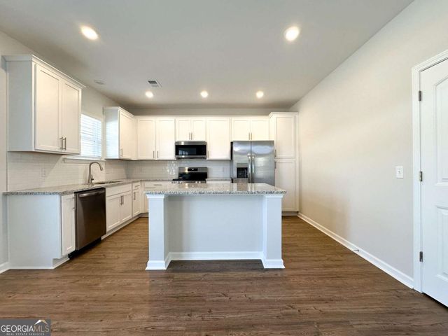 104 Fenway Street, Savannah, GA 31407