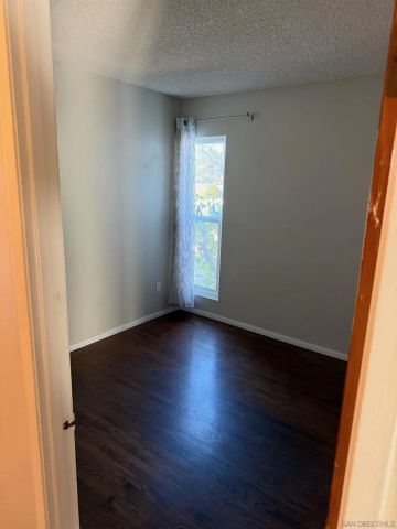 8810 Joris Way, La Mesa, CA 91941