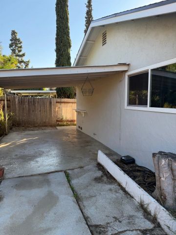 8810 Joris Way, La Mesa, CA 91941