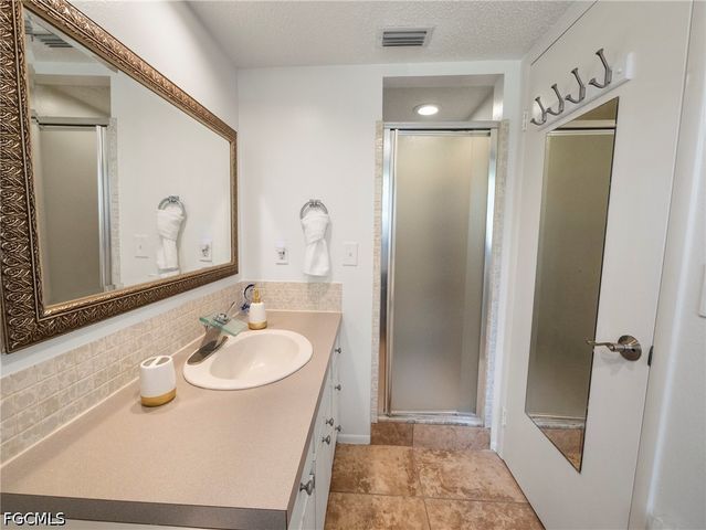 7400 College PKWY 56A, Fort Myers, FL 33907