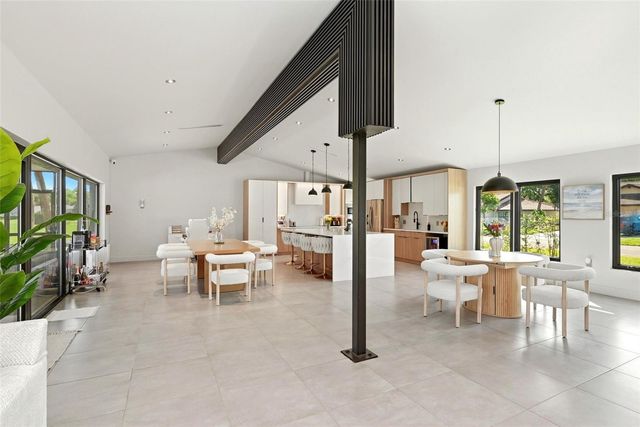 6747 EDGEWORTH DR, Orlando, FL 32819