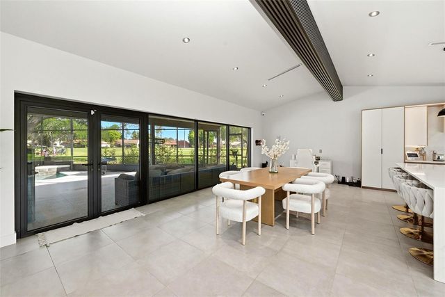 6747 EDGEWORTH DR, Orlando, FL 32819