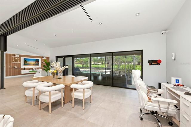 6747 EDGEWORTH DR, Orlando, FL 32819