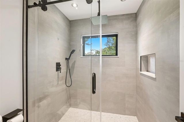 6747 EDGEWORTH DR, Orlando, FL 32819